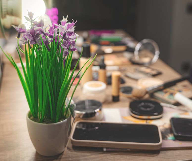 natural cosmetics beauty — Ahimsa - OM
